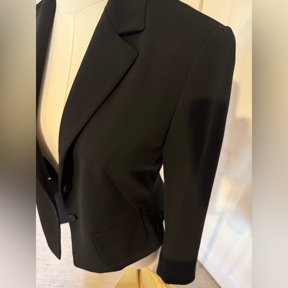 Elie Tahari Black Structured Blazer – Classic Tailored Fit - XS - Picture 2 of 13